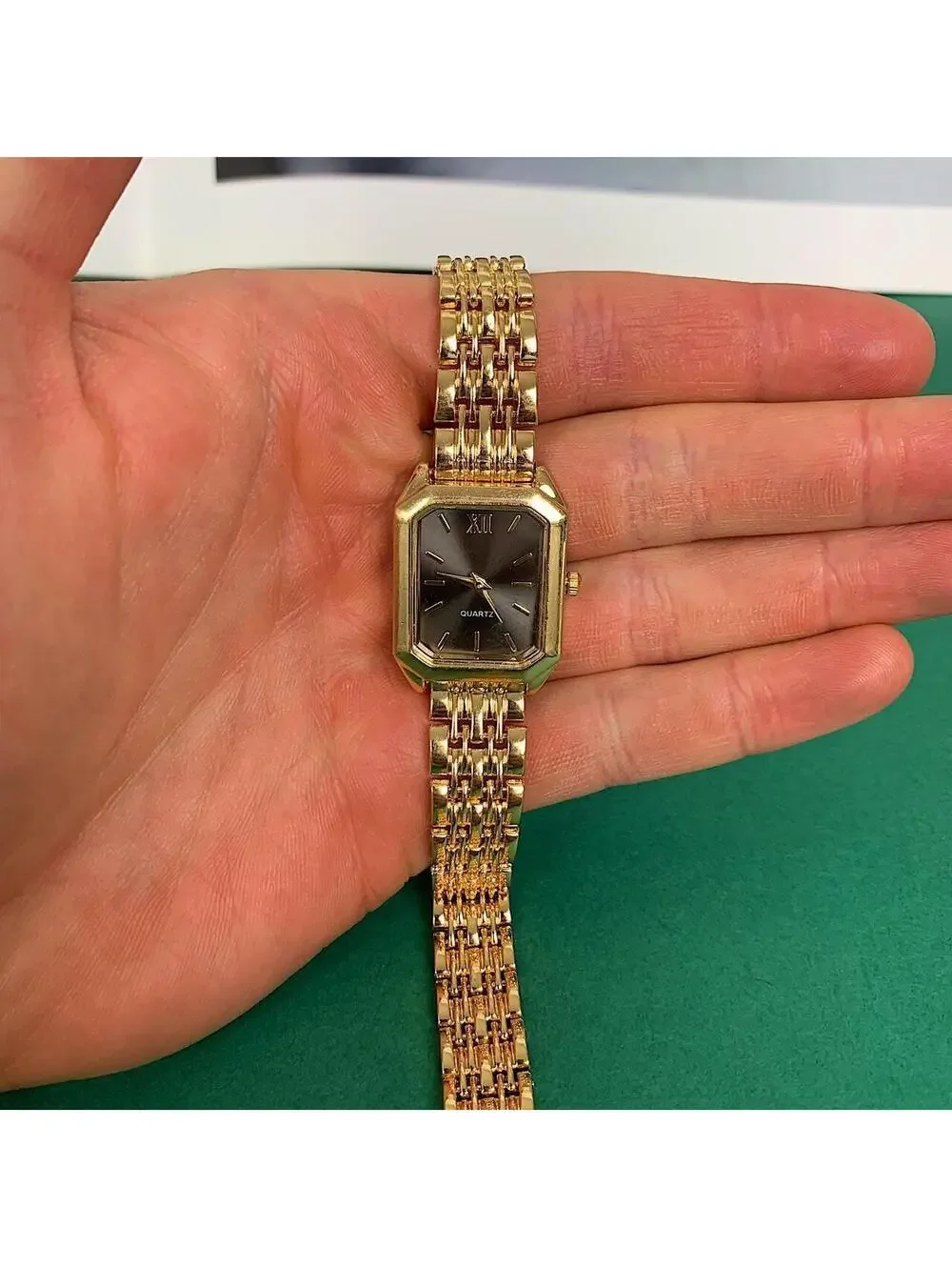 Y2k 2000s vintage style essential minimalist classy stainless steel rectangular